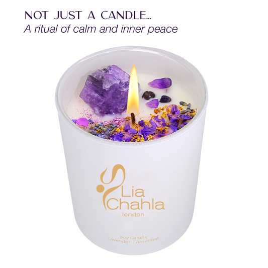 Lavender Candle with Amethyst Crystals (60 Hrs)