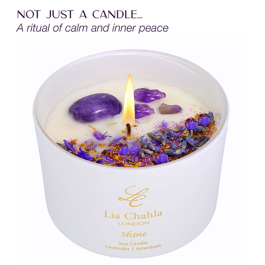 Lavender Candle with Amethyst Crystals (30 Hrs)