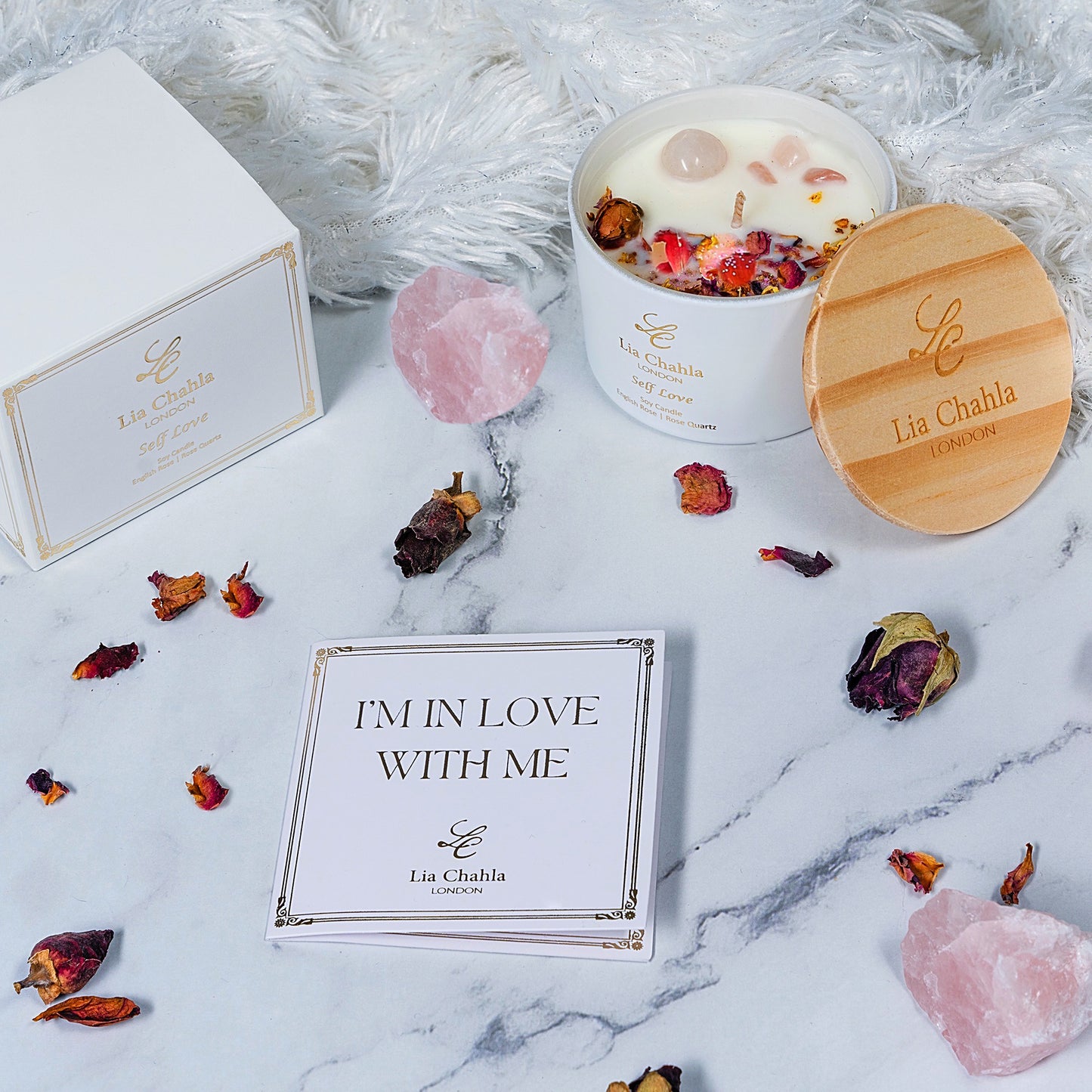 English Rose Candle with Rose Quartz Crystals (30 Hrs)
