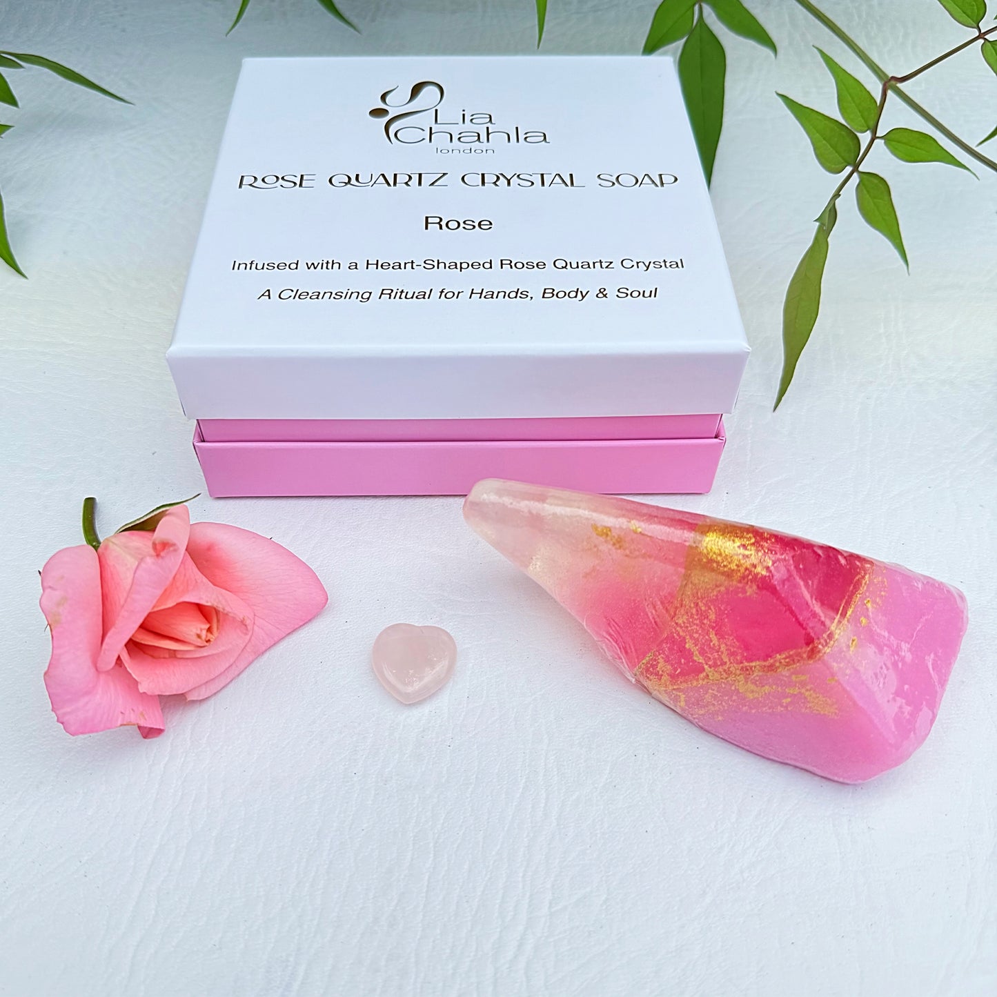 Luxury Rose Quartz Crystal Soap with Genuine Crystal Inside β Rose Scent (130g)